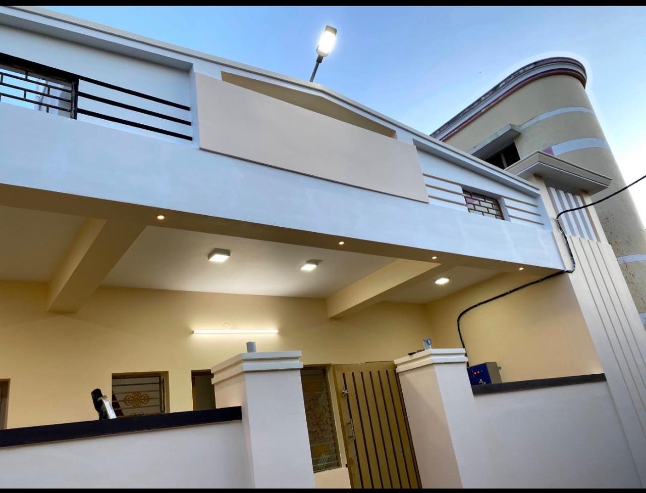 Meera Shahib House - 2700 sqf